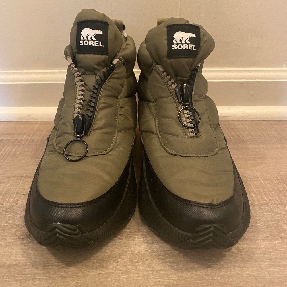 Sorel WaterProof Chunky Sneakers